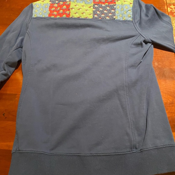 Vineyard Vines quarter zip with holiday print- Perfect Holiday Look/Gift! - Picture 2 of 3